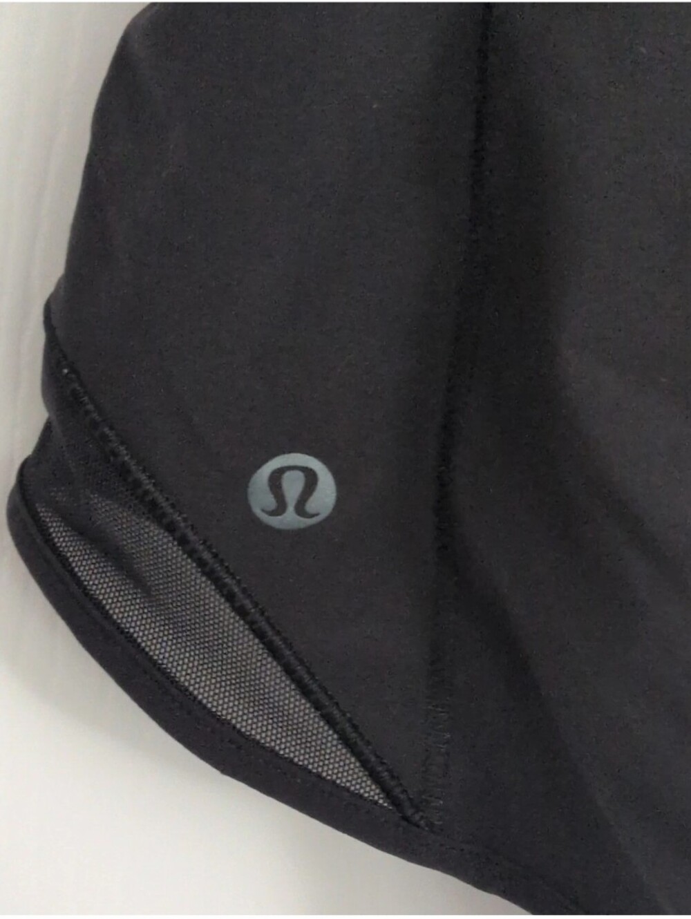 Lululemon Black Lined Hotty Hot Short II - 2.5" - 8 - Picture 4 of 7